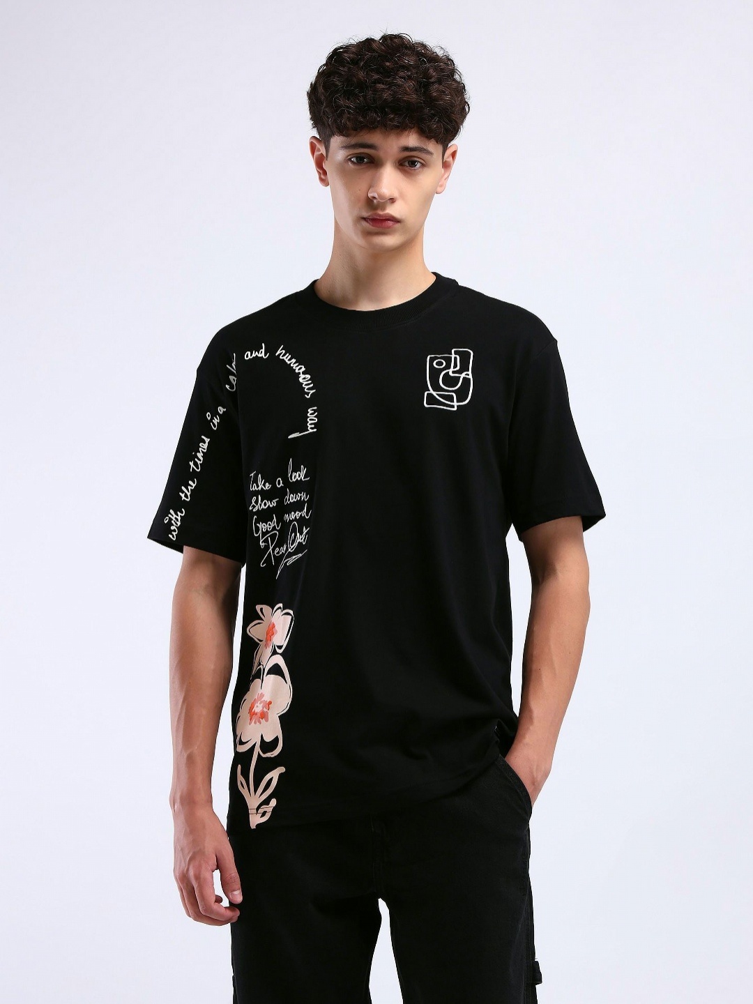 

Flying Machine Men Printed Applique T-shirt, Black