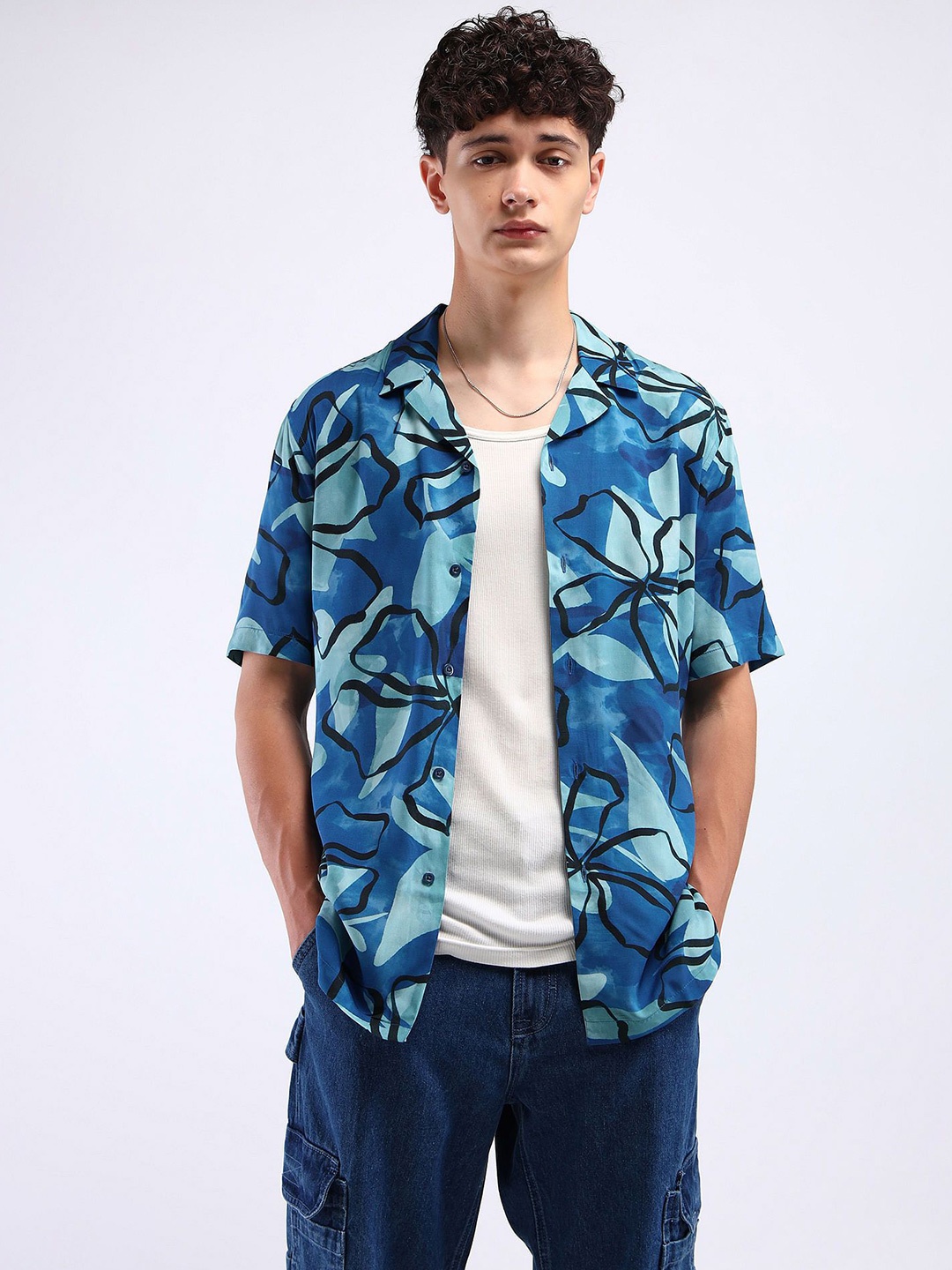 

Flying Machine Men Floral Opaque Printed Casual Shirt, Blue