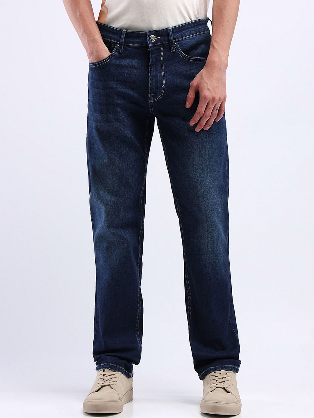 

Flying Machine Men Straight Fit Light Fade Jeans, Blue