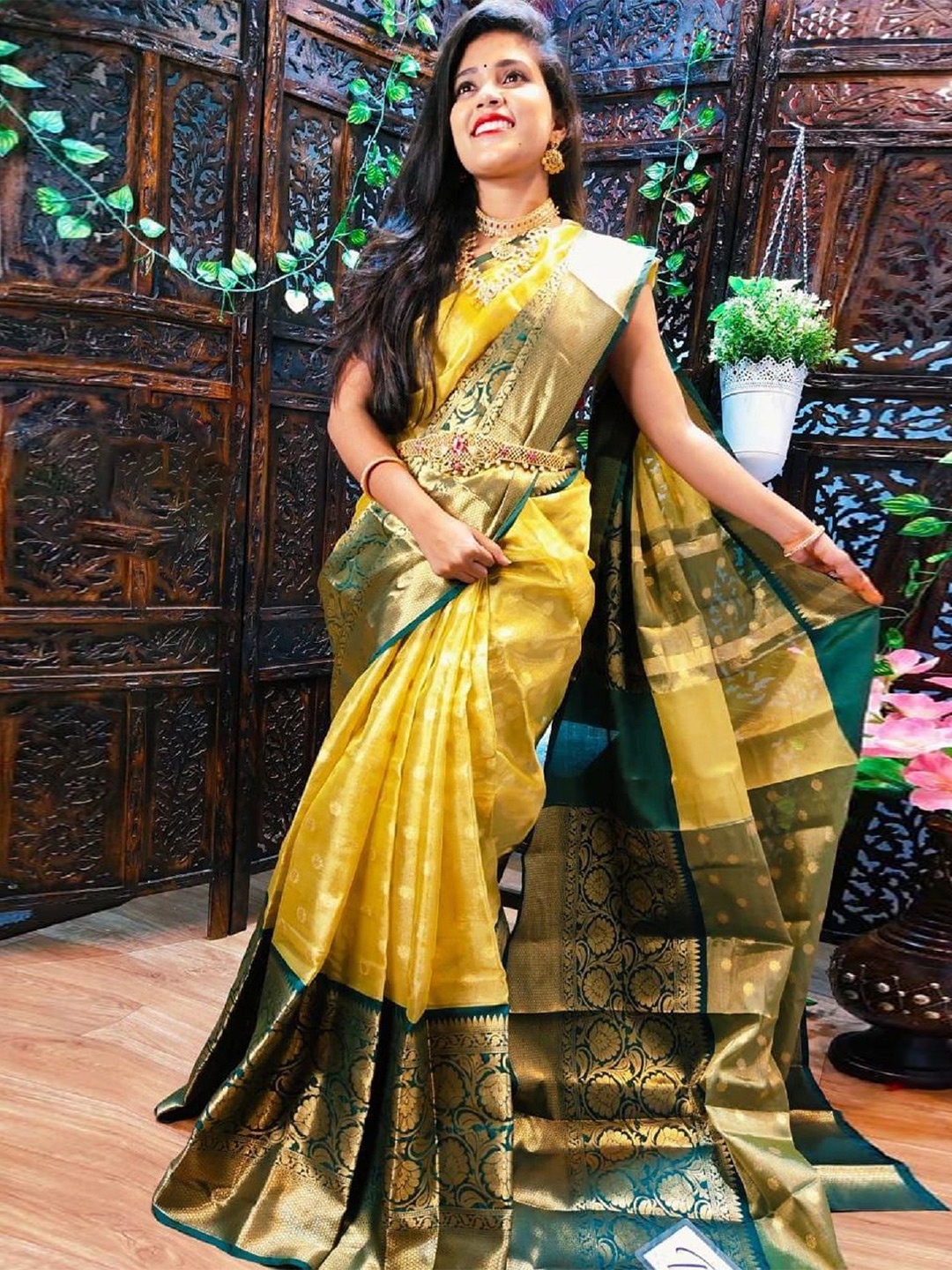 

LADY SHOPI Ethnic Motifs Zari Saree, Yellow