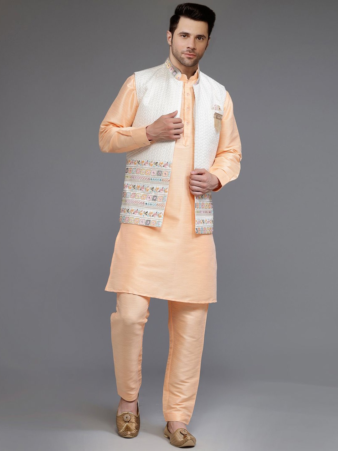 

Utsav Fashion Mandarin Collar Straight Kurta With Trousers & Nehru Jacket, Peach