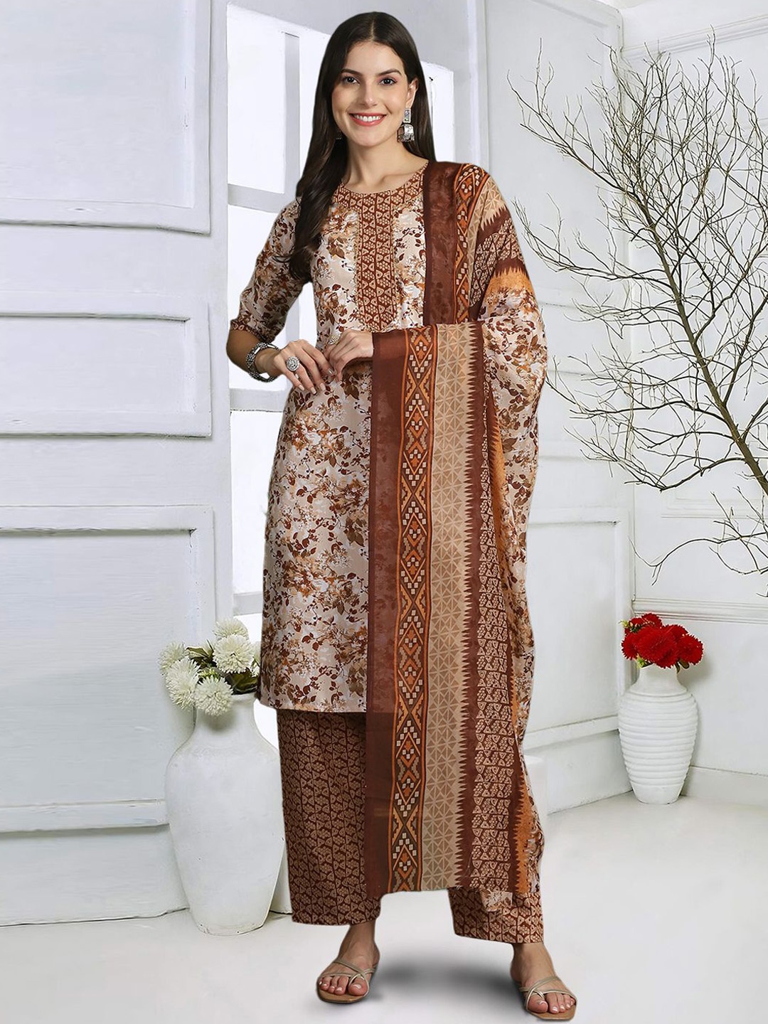 

7Threads Floral Printed Regular Pure Cotton Straight Kurta With Trousers & Dupatta, Beige