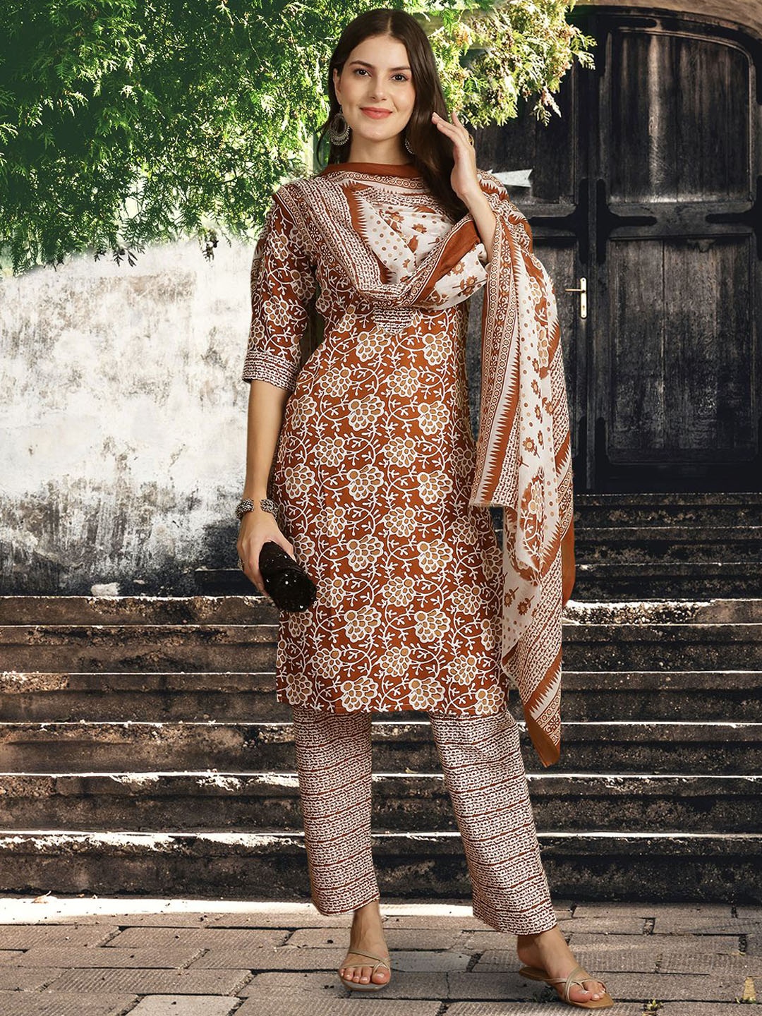 

7Threads Ethnic Motifs Printed Regular Pure Cotton Straight Kurta With Trousers & Dupatta, Rust