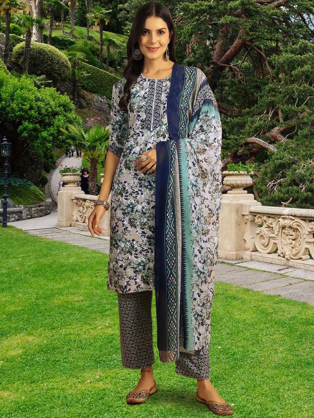 

7Threads Floral Printed Regular Pure Cotton Straight Kurta With Trousers & Dupatta, Navy blue