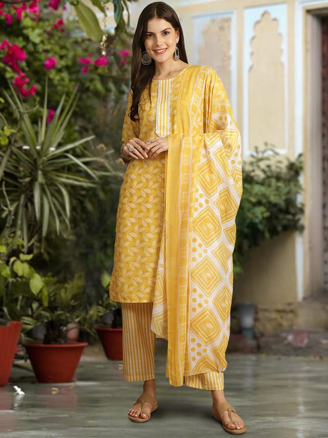 

7Threads Floral Printed Pure Cotton Straight Kurta With Trouser & Dupatta, Yellow