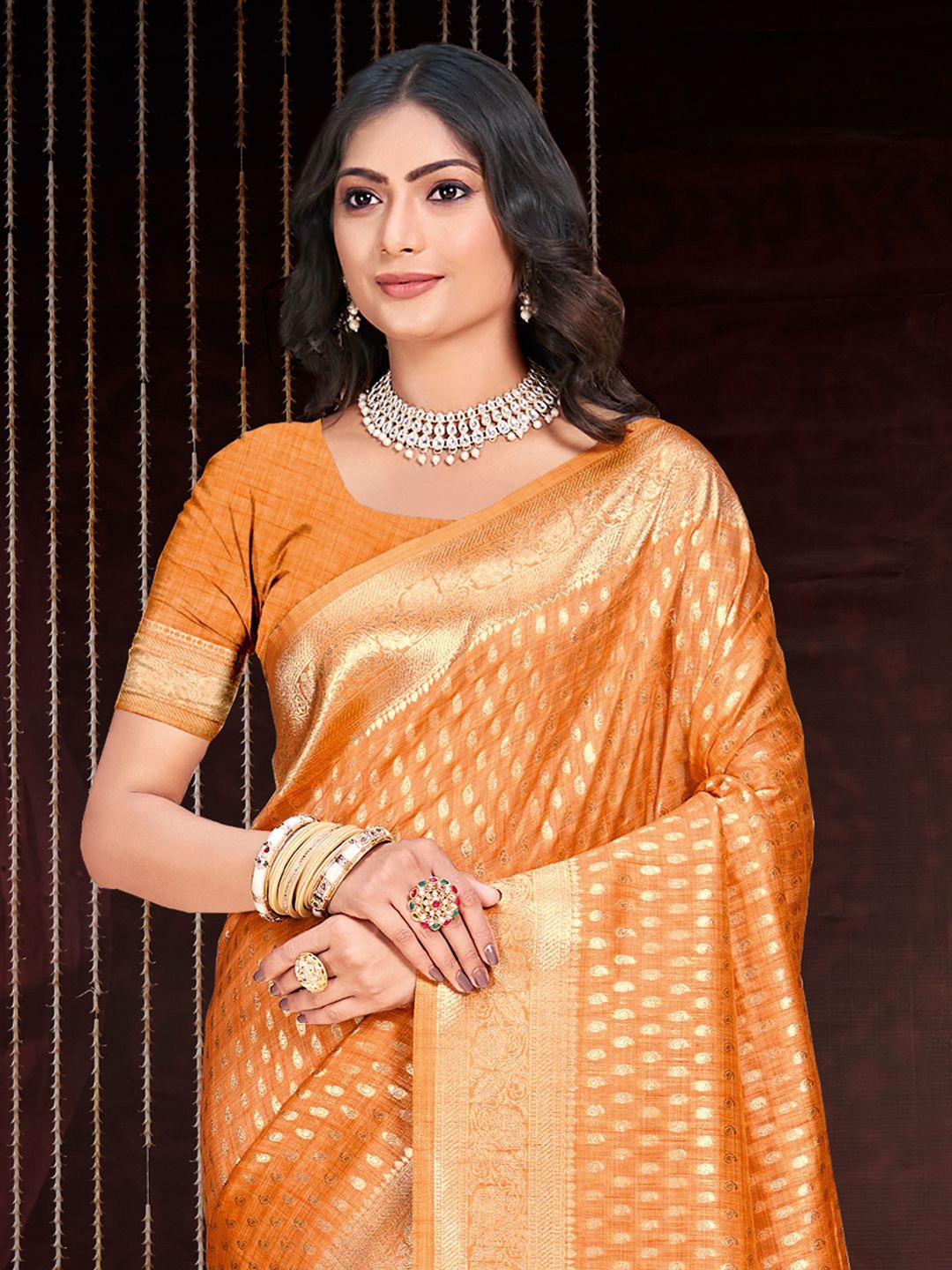 

Exclusiva Woven Design Zari Saree, Orange