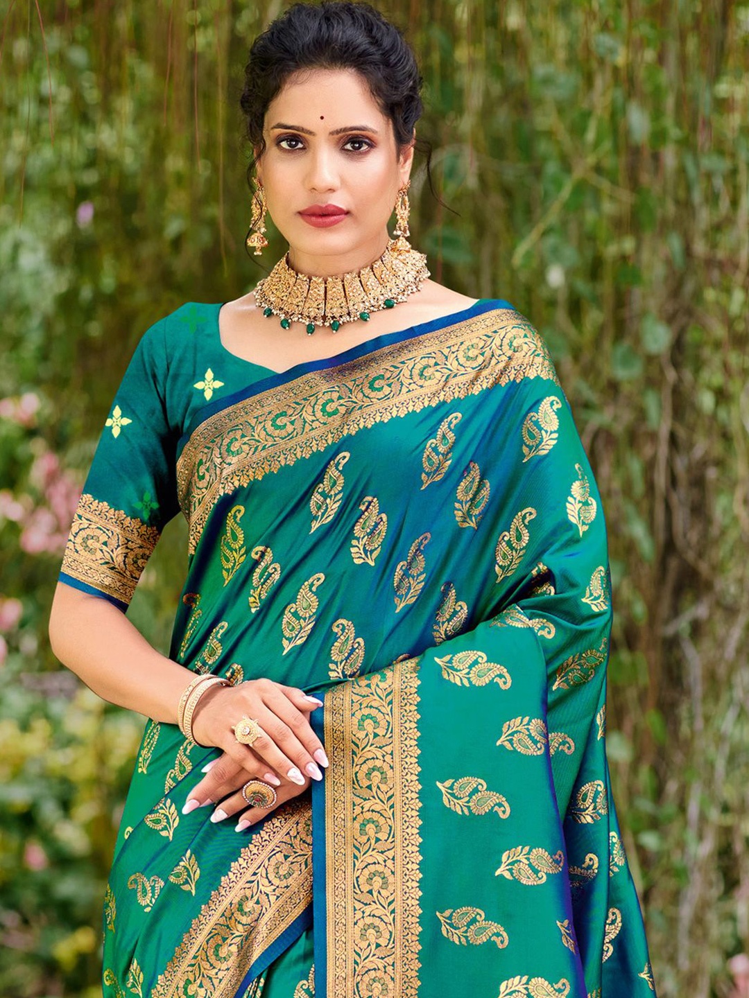 

Exclusiva Ethnic Motifs Zari Saree, Sea green