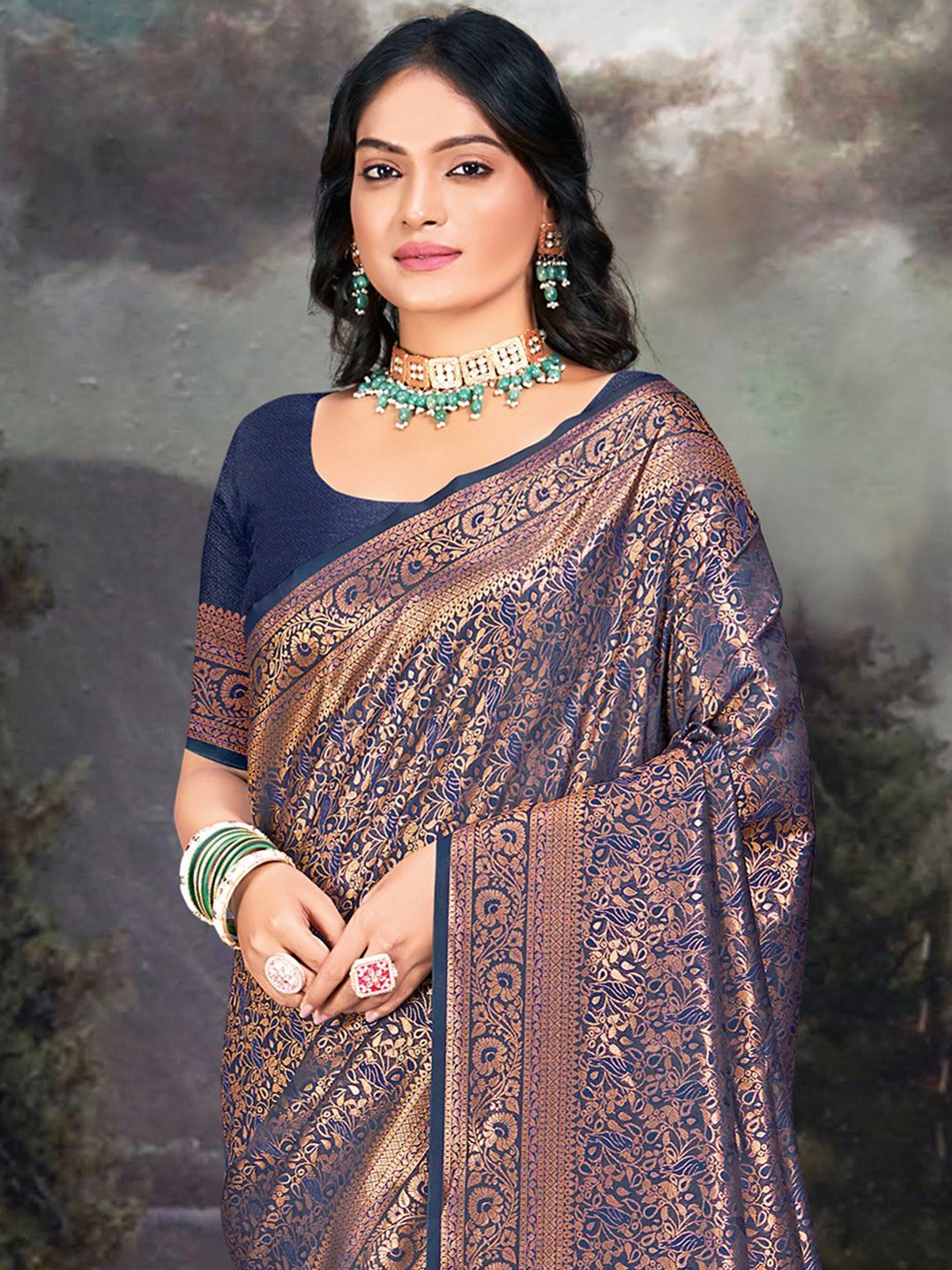 

Exclusiva Ethnic Motif Zari Woven Banarasi Saree, Navy blue