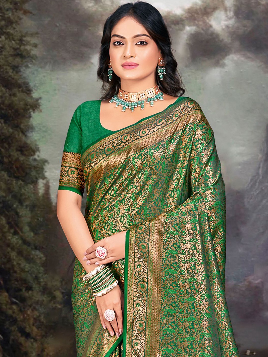 

Exclusiva Woven Design Ethnic Motifs Zari Banarasi Saree, Green