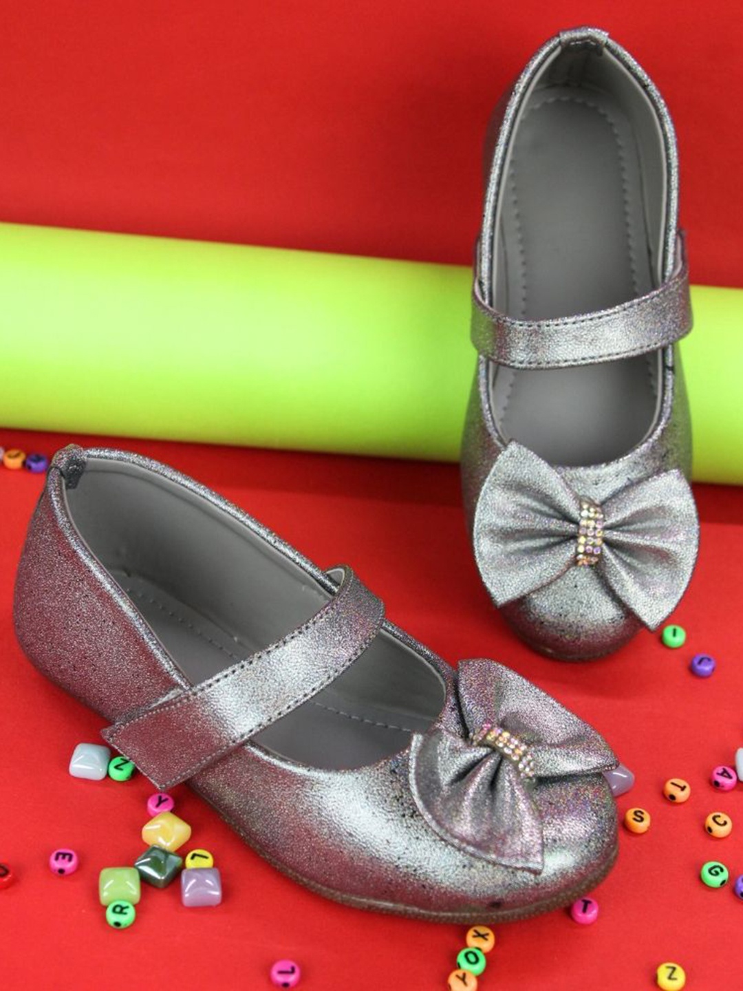 

BAESD Girls Printed Ballerinas with Bows Flats, Grey