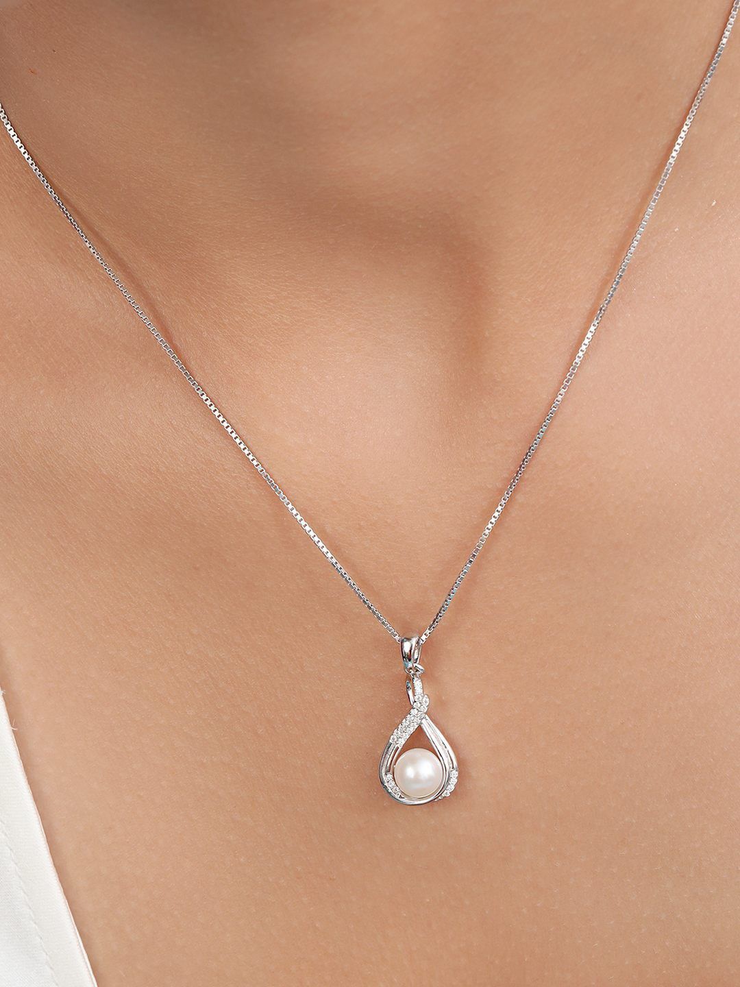 

Zavya 925 Sterling Silver Rhodium-Plated Pearls Beaded Oval Shaped Pendant with Chain