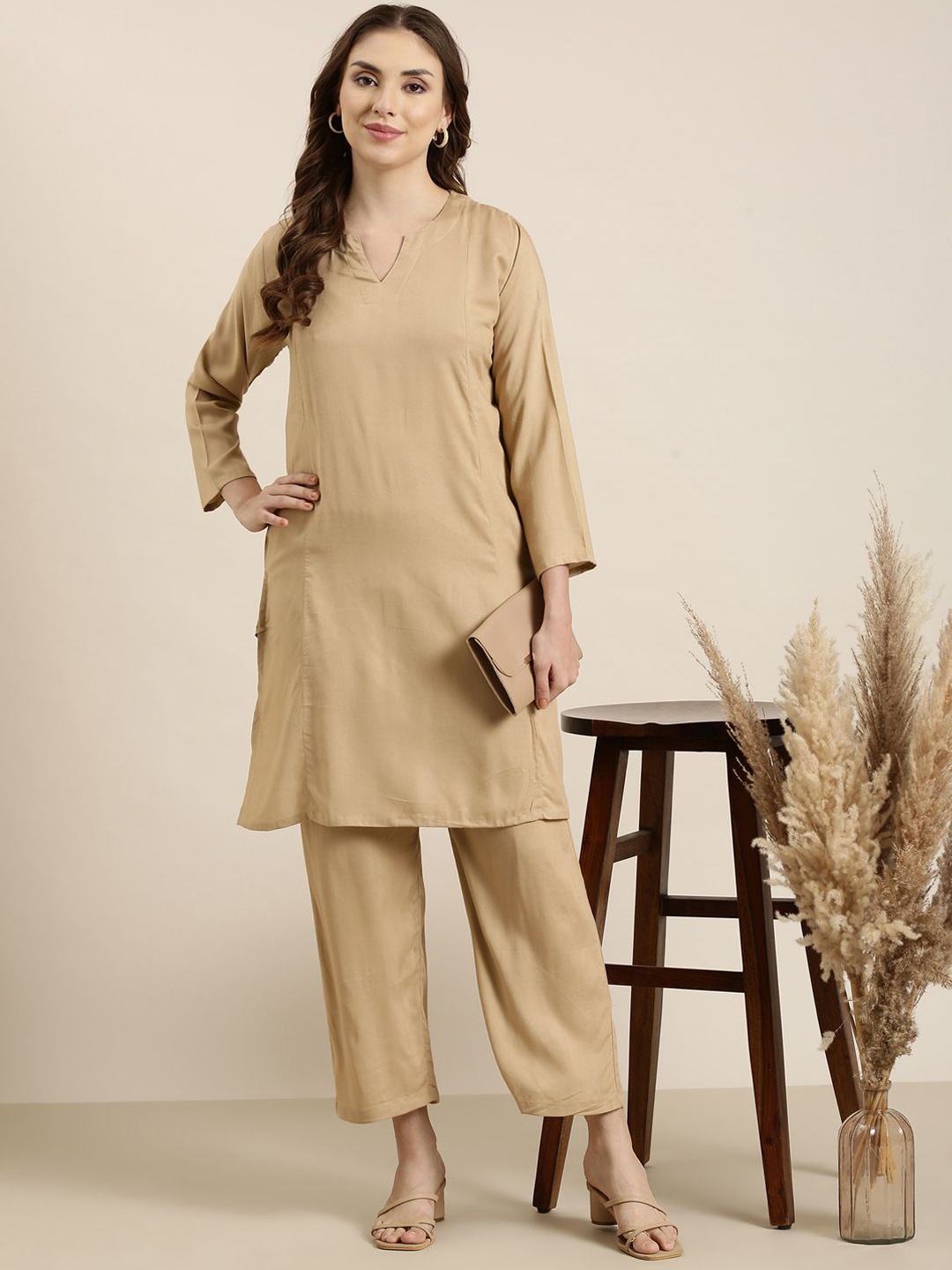 

SHOOLIN Regular Kurta with Trousers, Beige