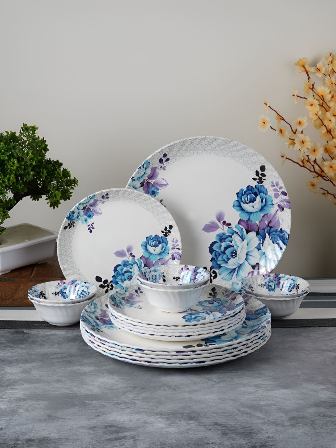 

Aura White & Blue 18 Pieces Floral Printed Glossy Dinner Set