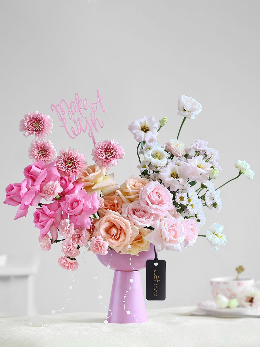 

Interflora 29-Pcs Mixed Fresh Flowers In Vase, Pink
