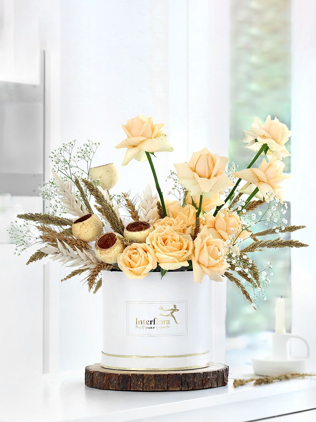 

Interflora 42-Pcs Mixed Fresh Flowers With Box, Peach