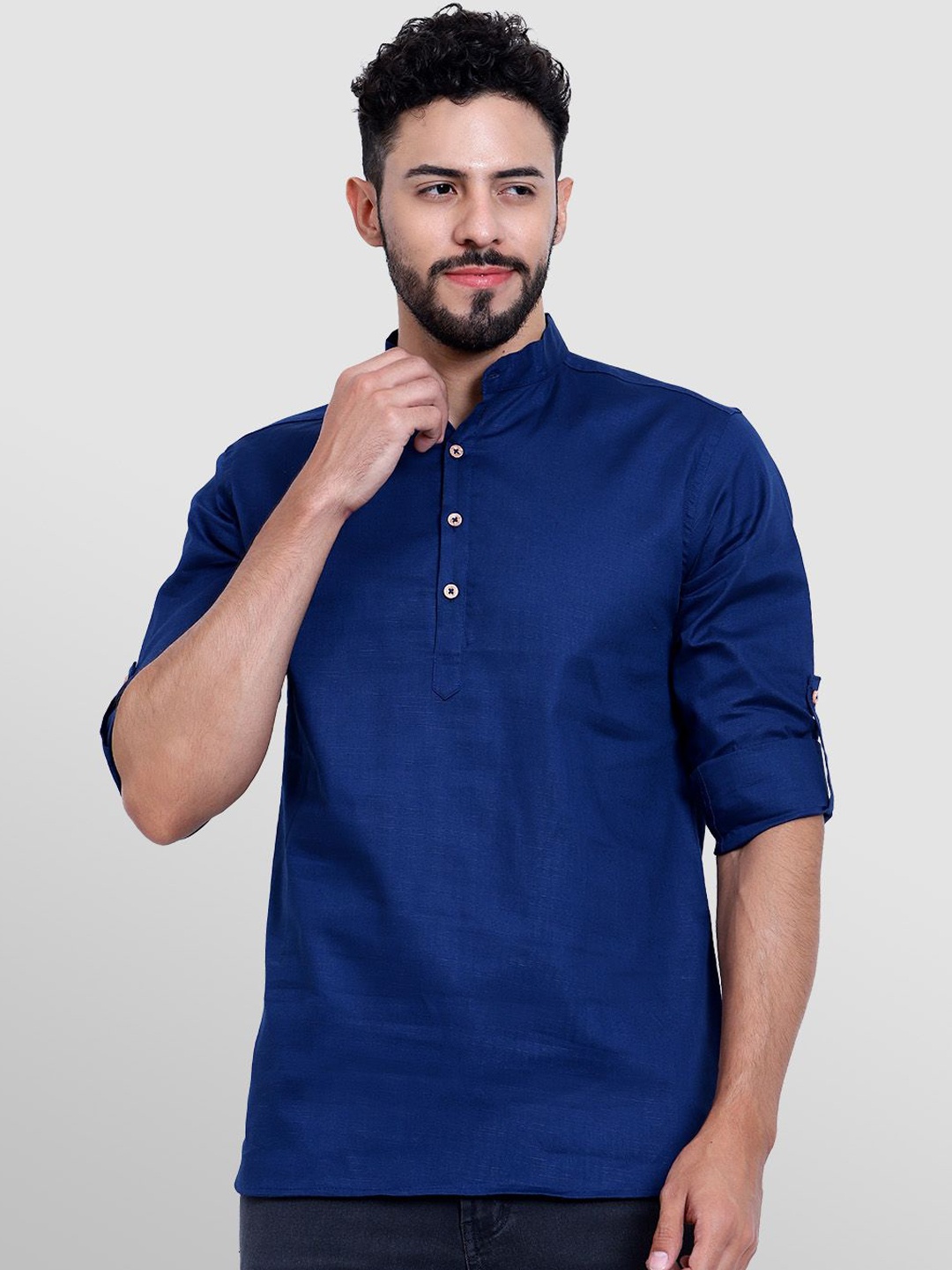 

TrendiVastra Mandarin Collar Roll Up Sleeves Straight Kurta, Blue