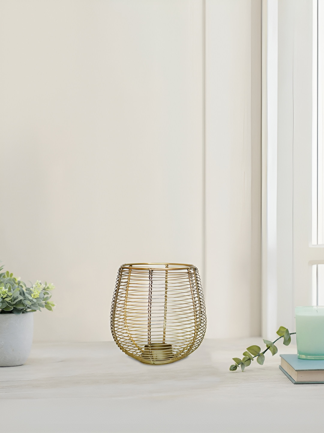 

Metalsmith Gold-Toned Candle Holder
