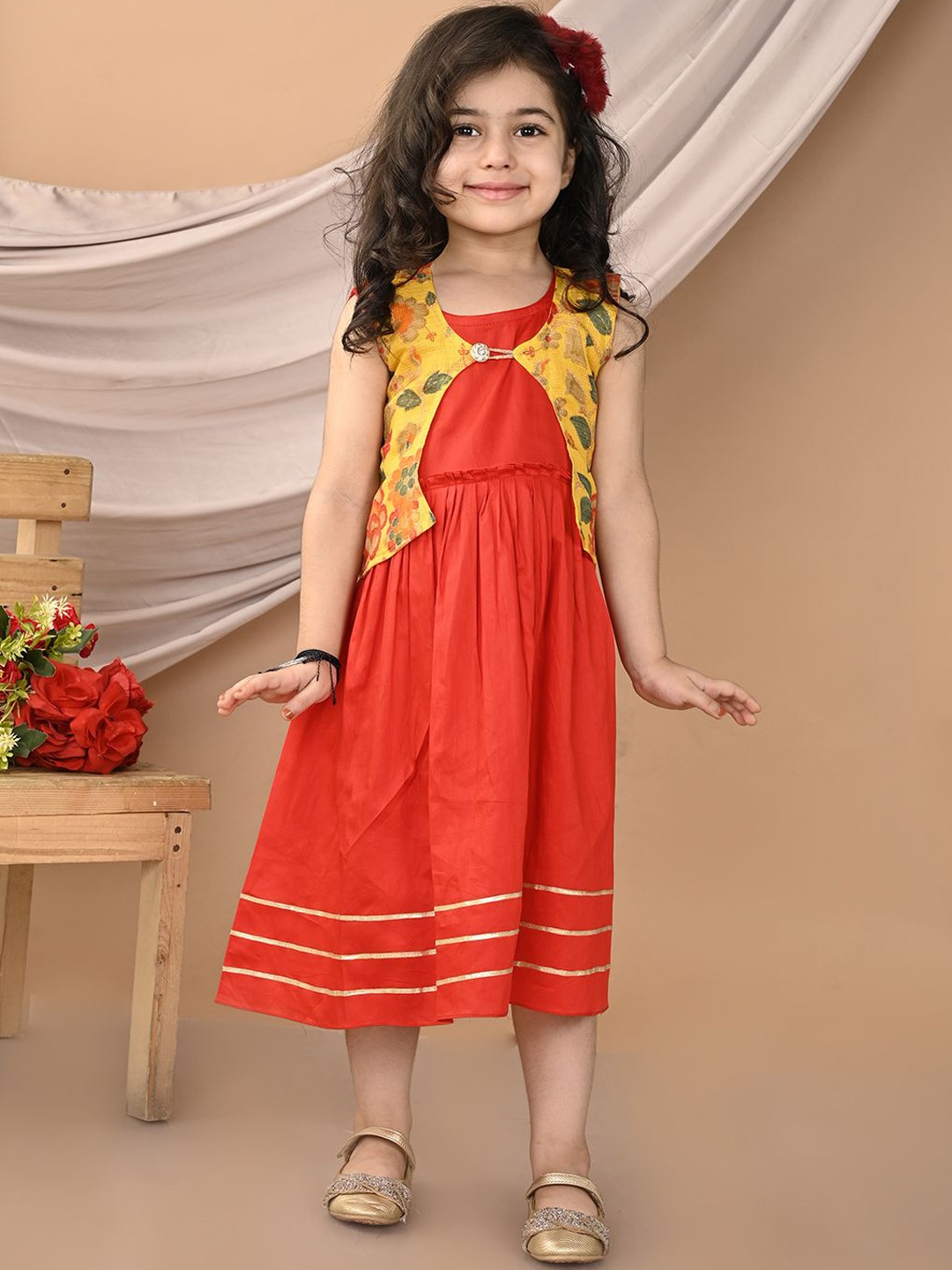 

Sangria Girls A-Line Ethnic Dress With Sleevelss Jacket, Red