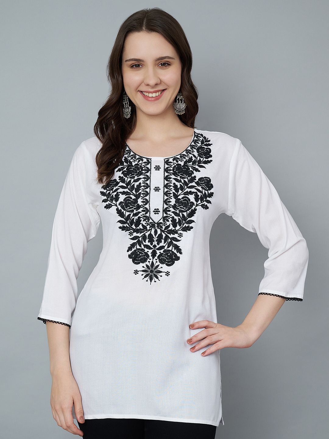 

Trend Level Embroidered Thread Work Thread Work Kurti, White