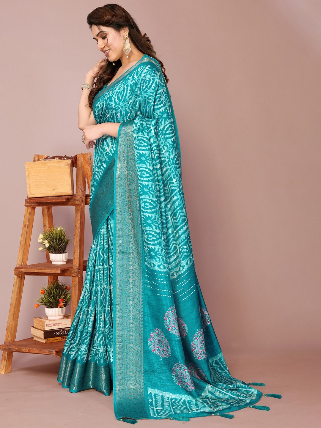 

KALINI Batik Printed Zari Saree, Teal