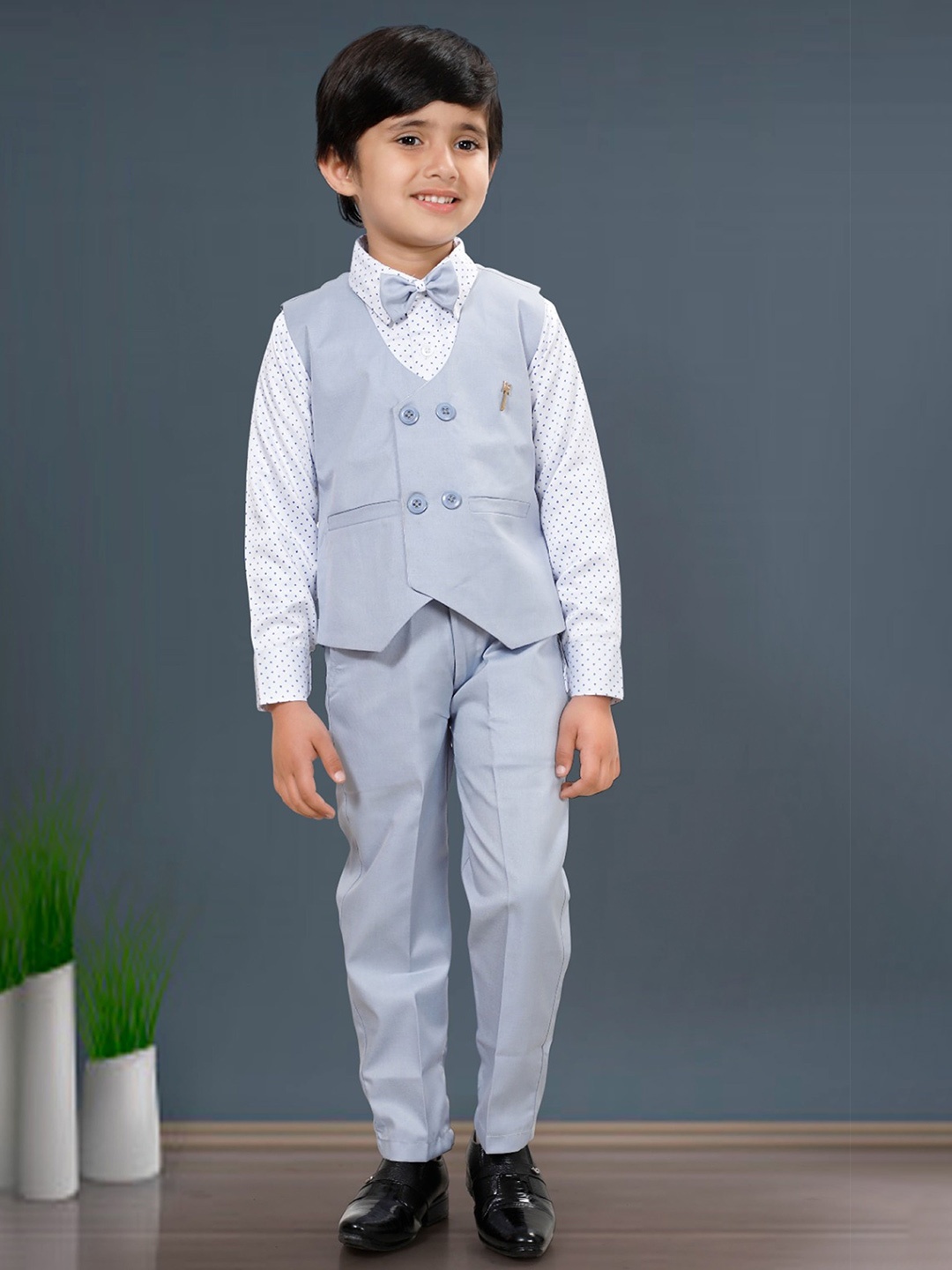 

DKGF FASHION Boys Printed T-shirt And Shirt With Trousers, Blue