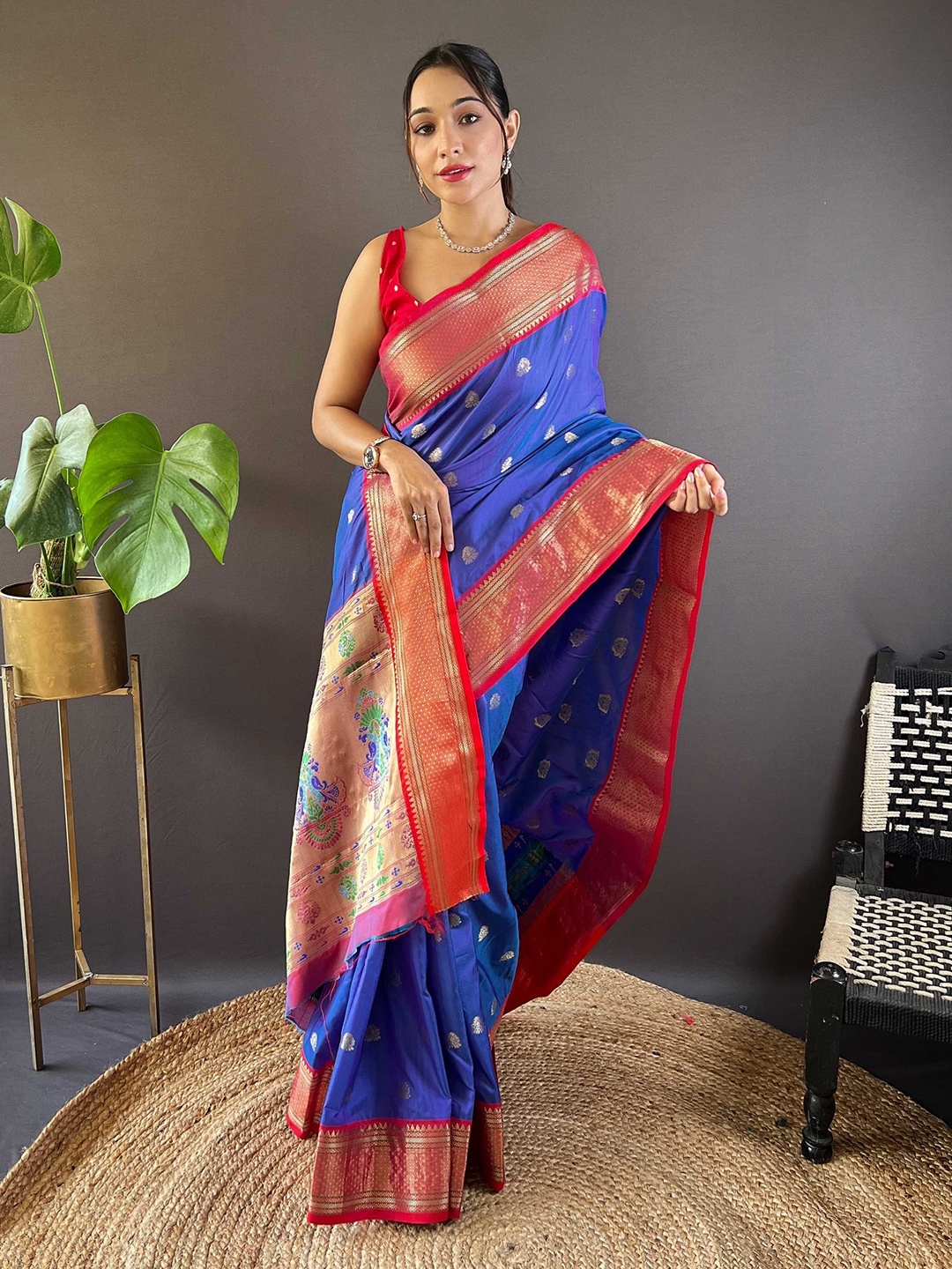 

Panzora Woven Design Zari Paithani Saree, Blue