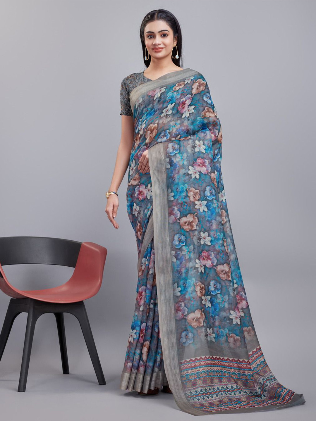 

Mitera Floral Printed Zari Saree, Blue