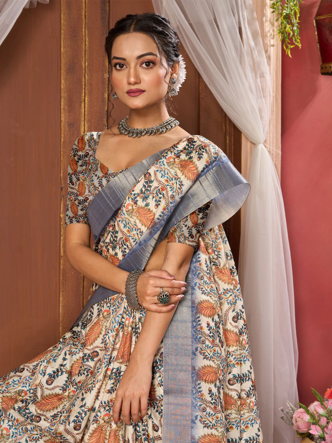 

Mitera Floral Printed Zari Saree, Beige
