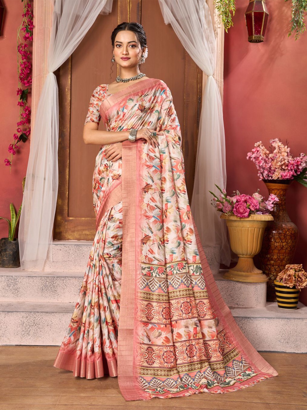 

Mitera Floral Zari Saree, Pink