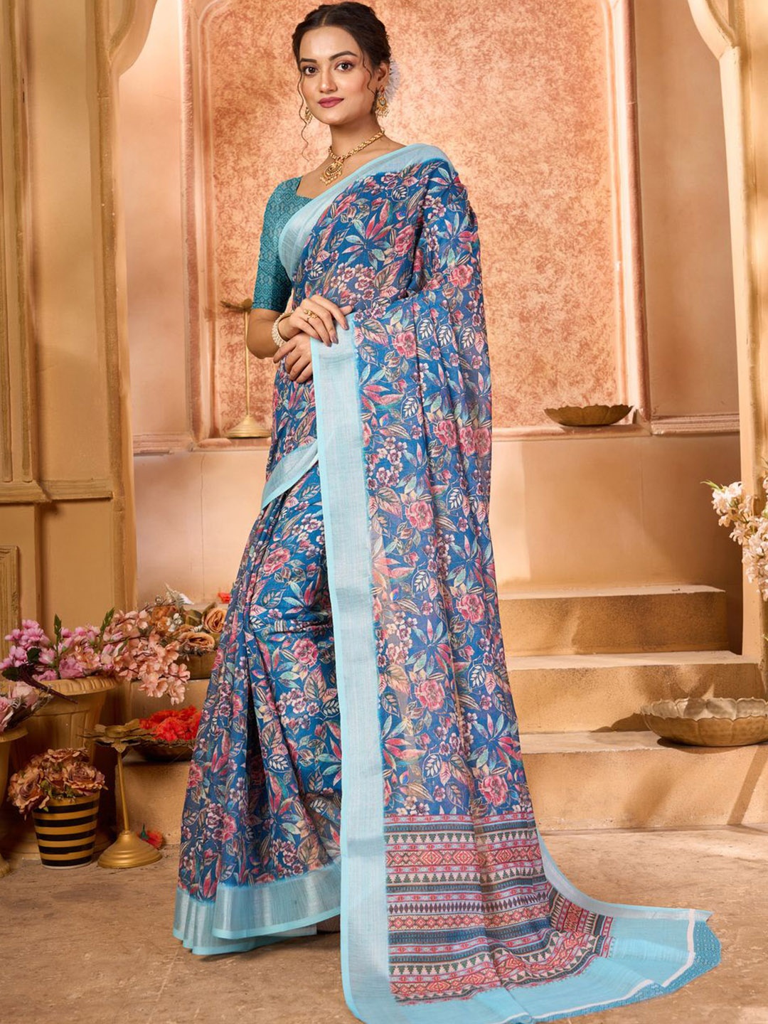 

Mitera Floral Printed Zari Sarees, Blue