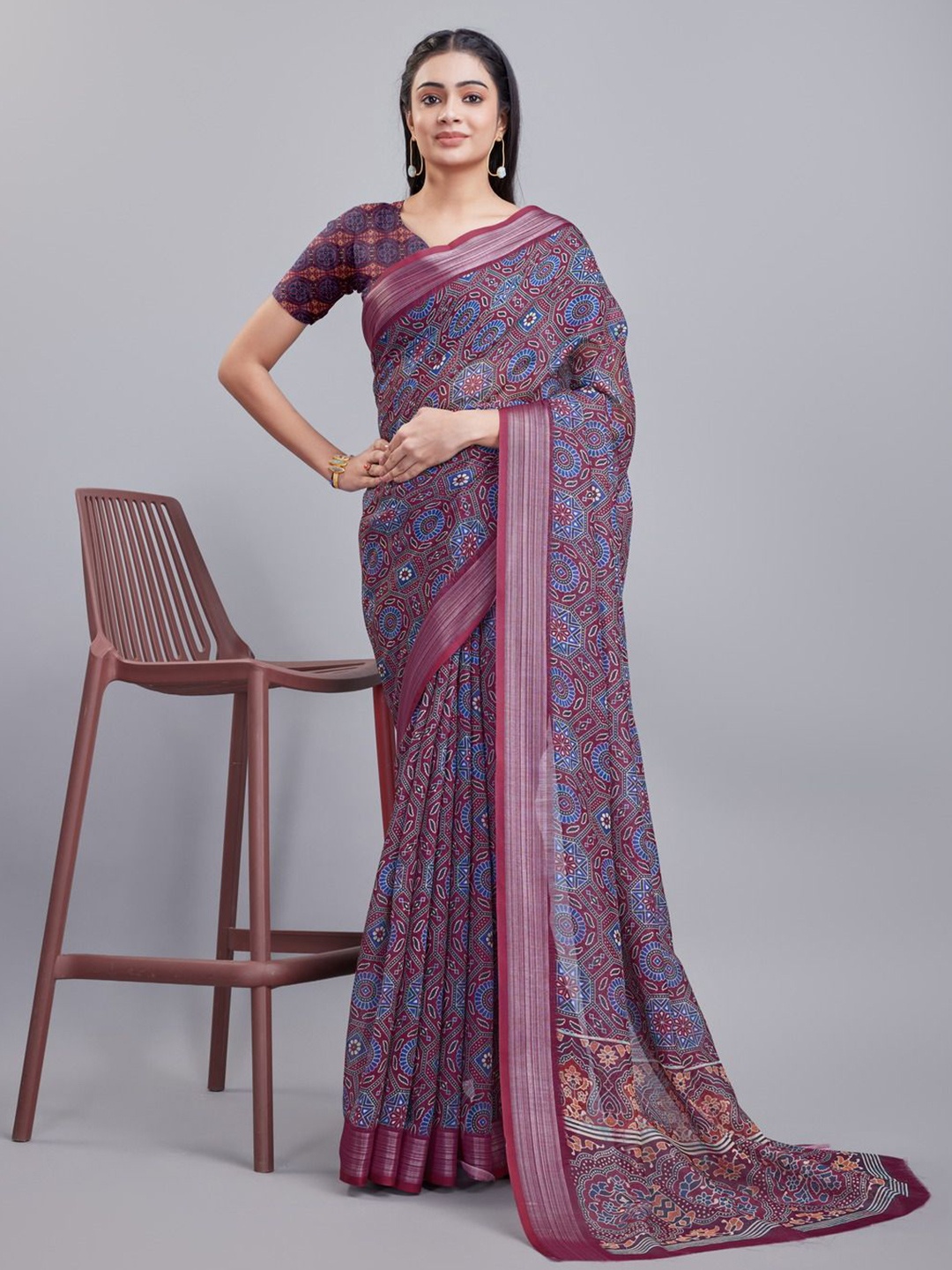 

Mitera Women Printed Sarees, Purple