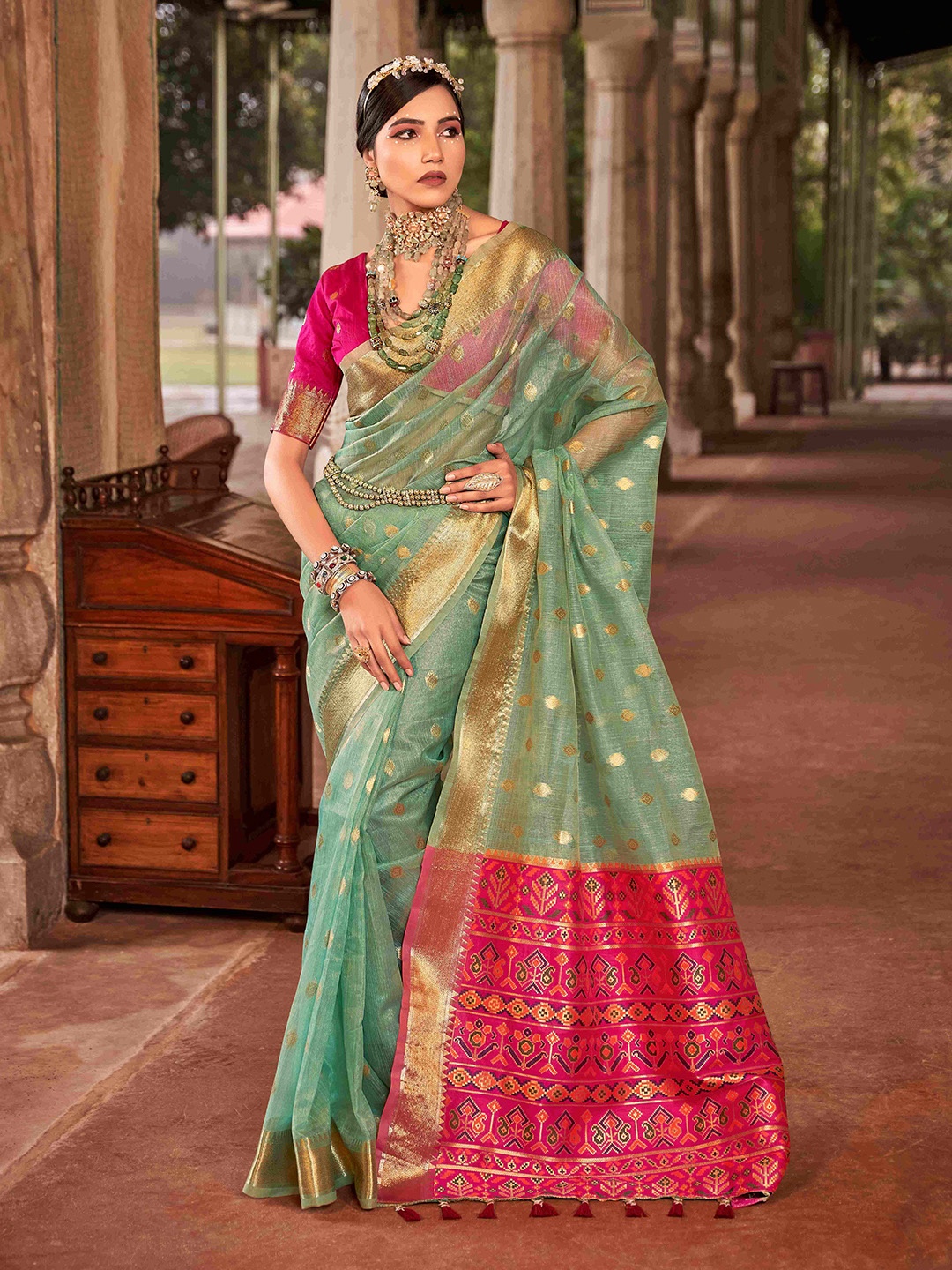 

HEER FASHION Women Woven Design Patola Sarees, Sea green
