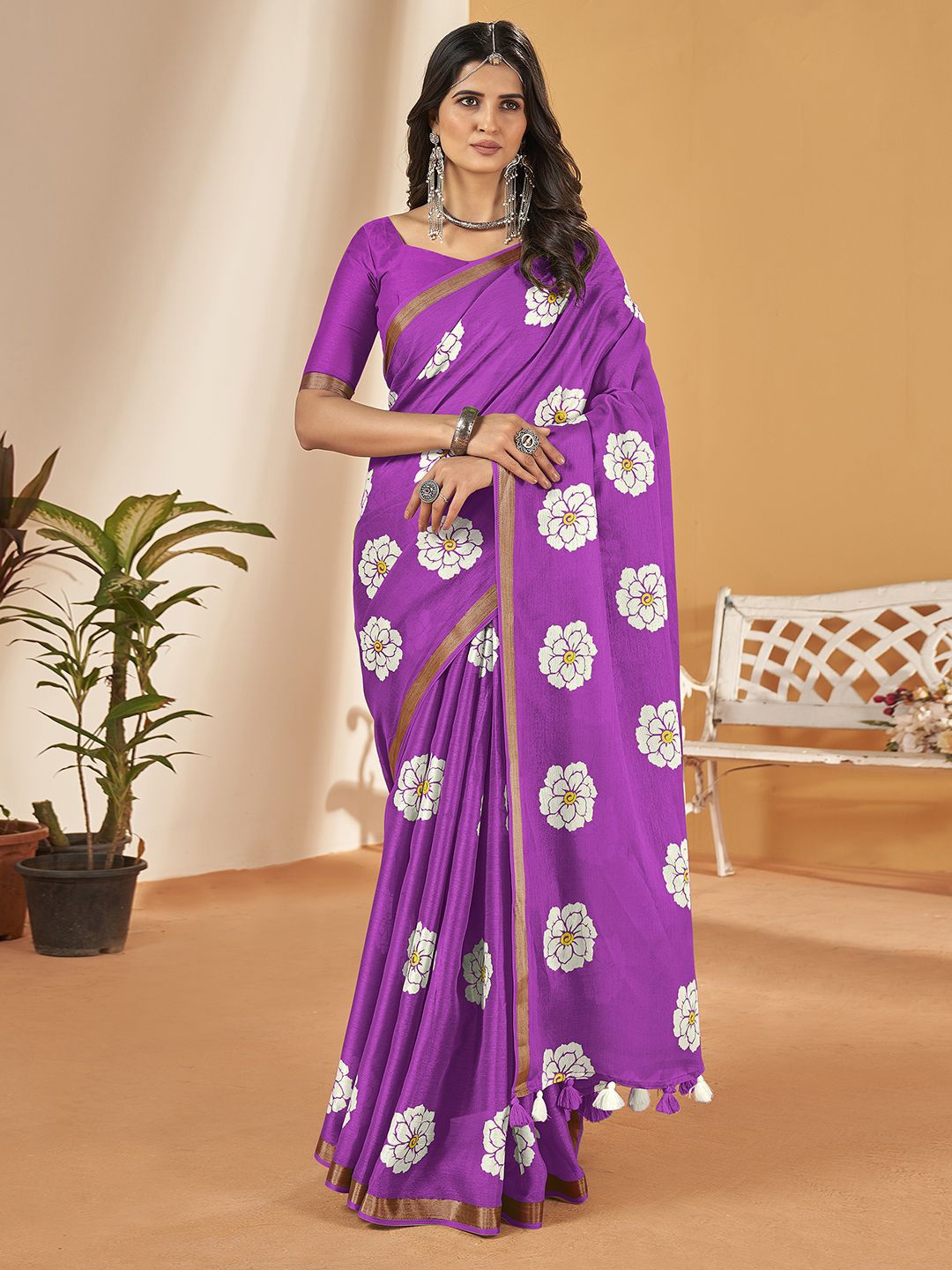 

Panzora Floral Zari Bagh Saree, Purple