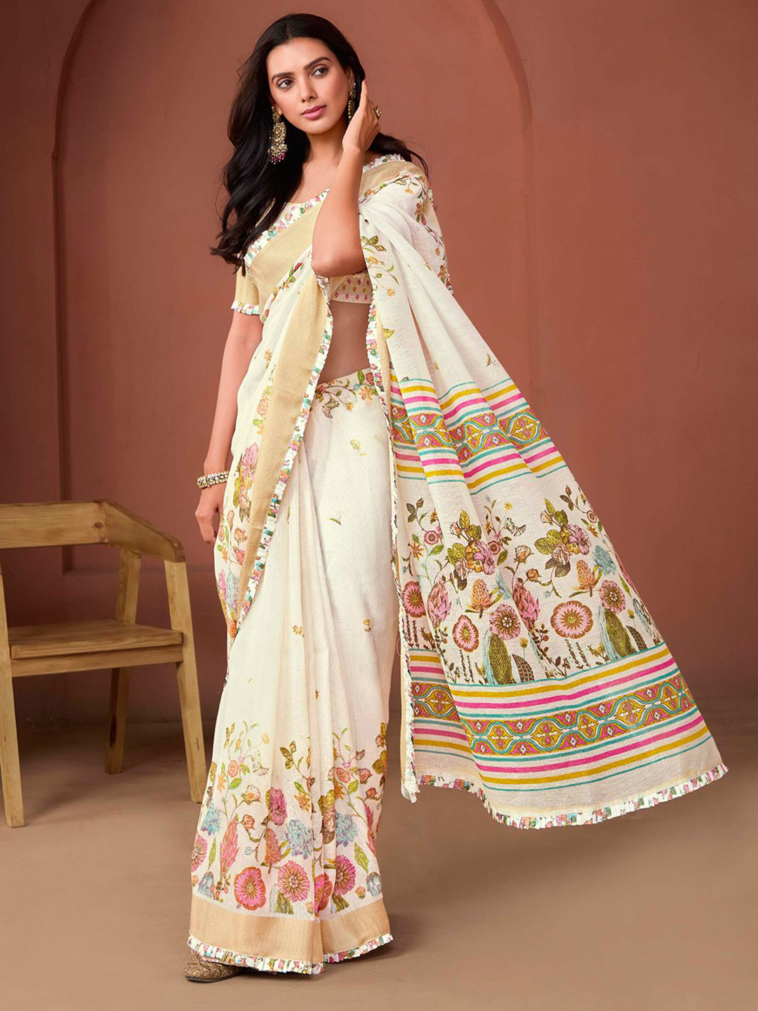

Panzora Floral Printed Zari Saree, Pink