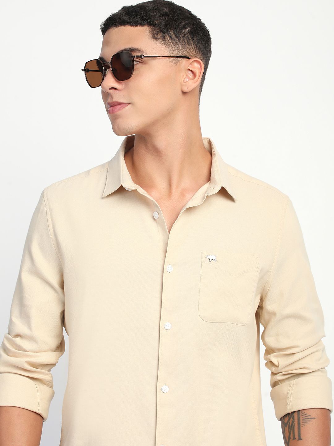 

THE BEAR HOUSE Men Slim Fit Solid Casual Shirt, Beige