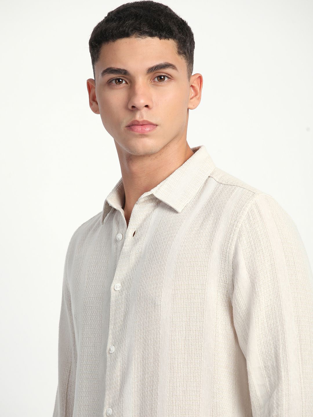 

THE BEAR HOUSE Men Vertical Stripes Striped Slim Fit Cotton Casual Shirt, Cream