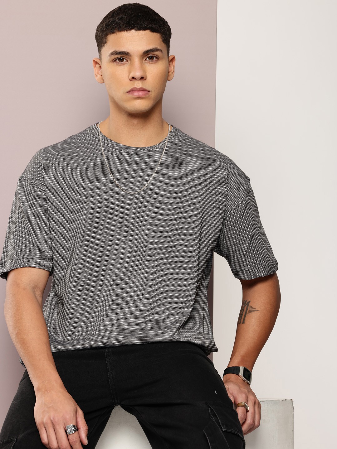 

Kook N Keech Men Drop-Shoulder Sleeves Oversized Pure Cotton T-shirt, Black