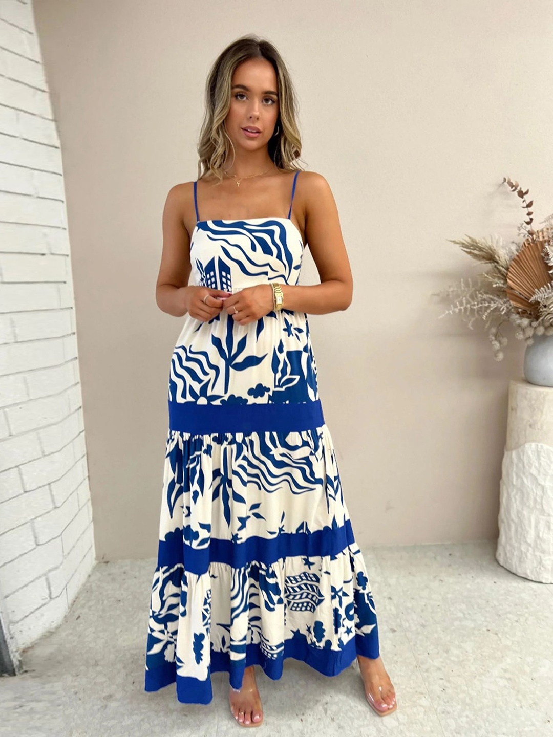 

LULU & SKY Women Floral Printed Fit & Flare Maxi Dress, Na