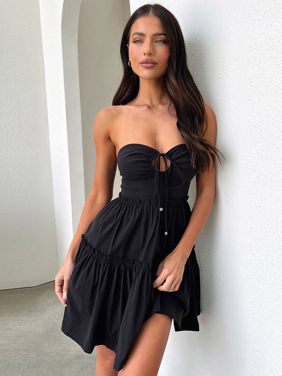 

LULU & SKY Strapless Tiered Fit & Flare Dress, Black