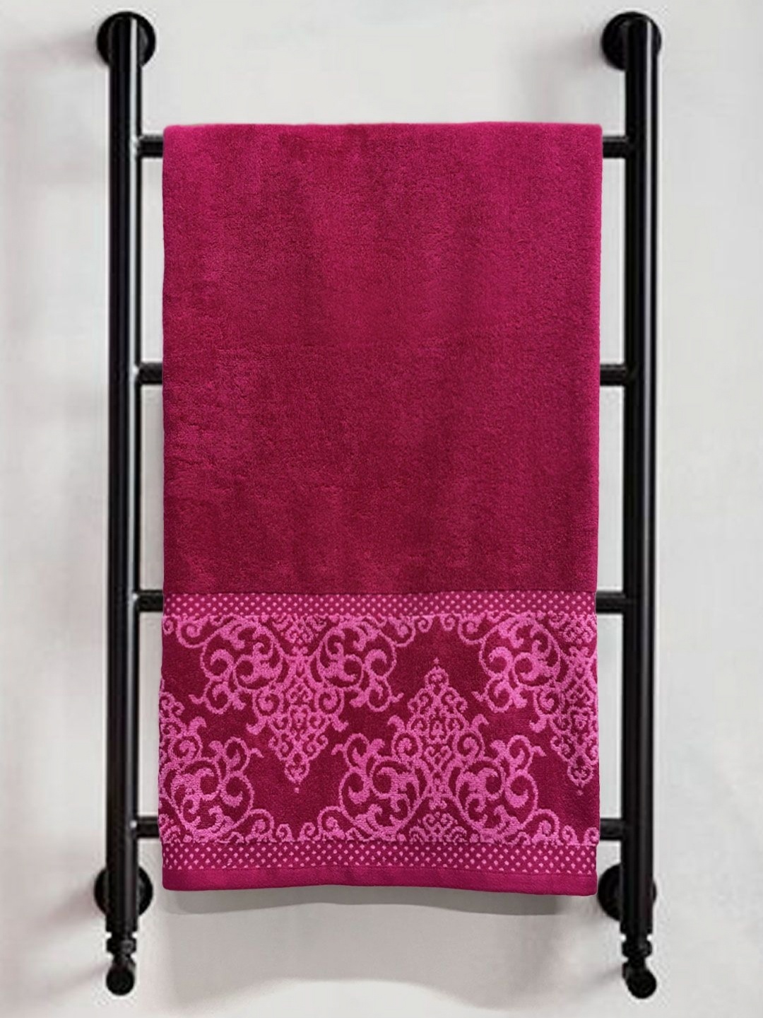 

Myntra Elegant Homes Magenta & Pink Printed Pure Cotton 380 GSM Bath Towel