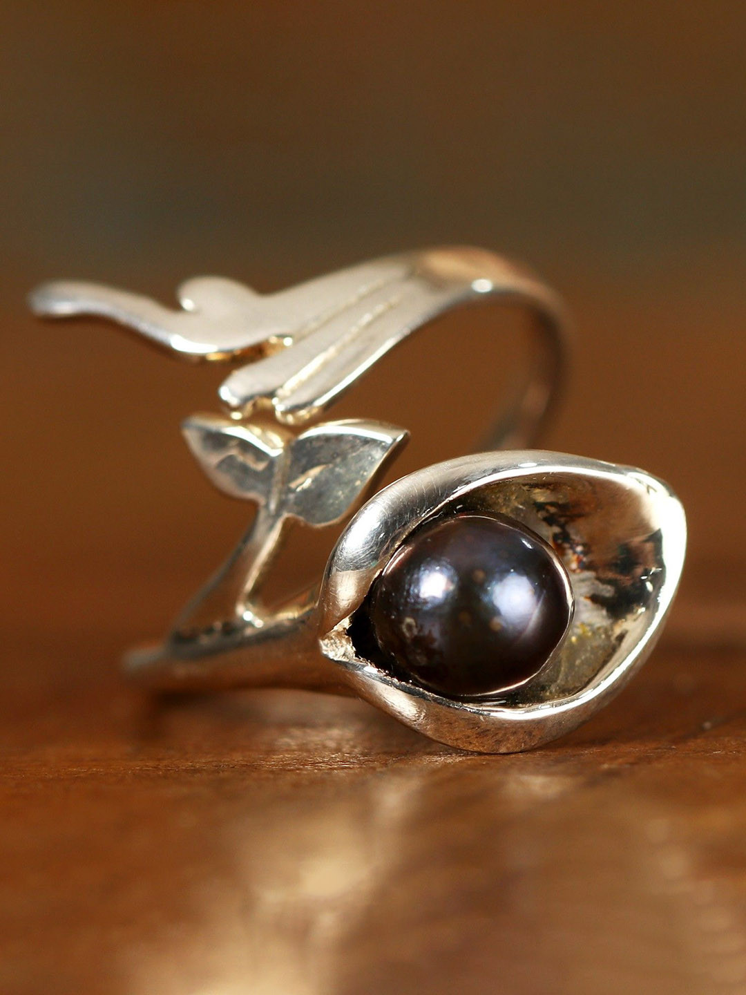 

Exotic India Sterling Silver Plated Pearl Studded Finger Ring