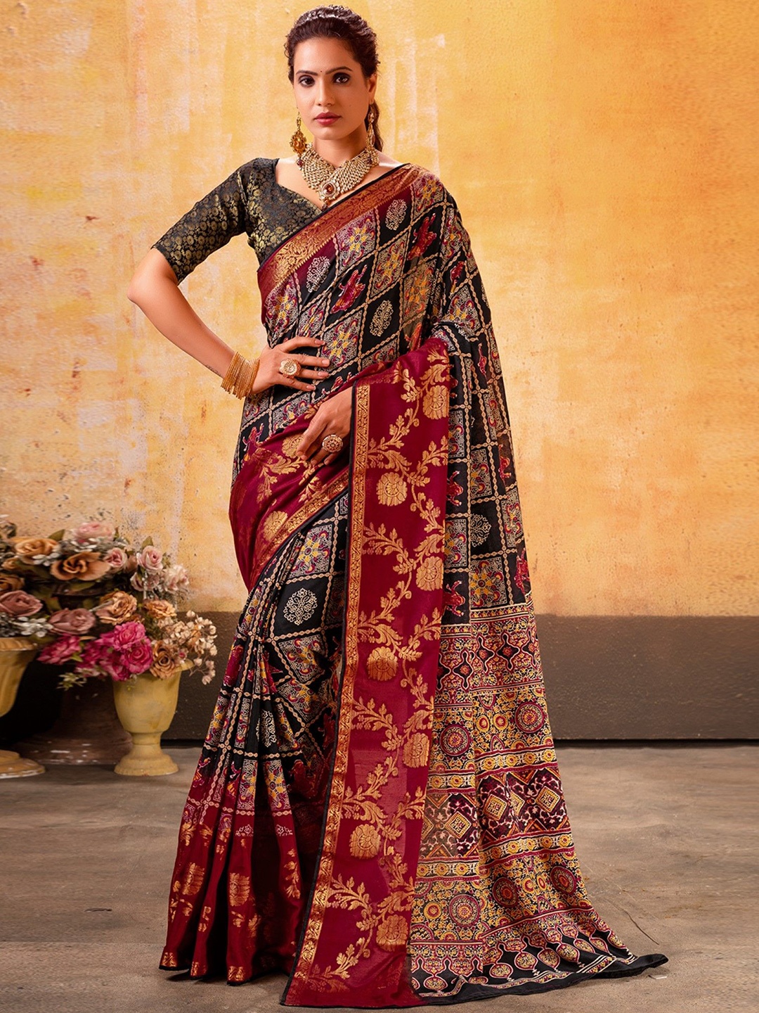 

Panzora Ethnic Motifs Zari Patola Saree With Blouse Piece, Black