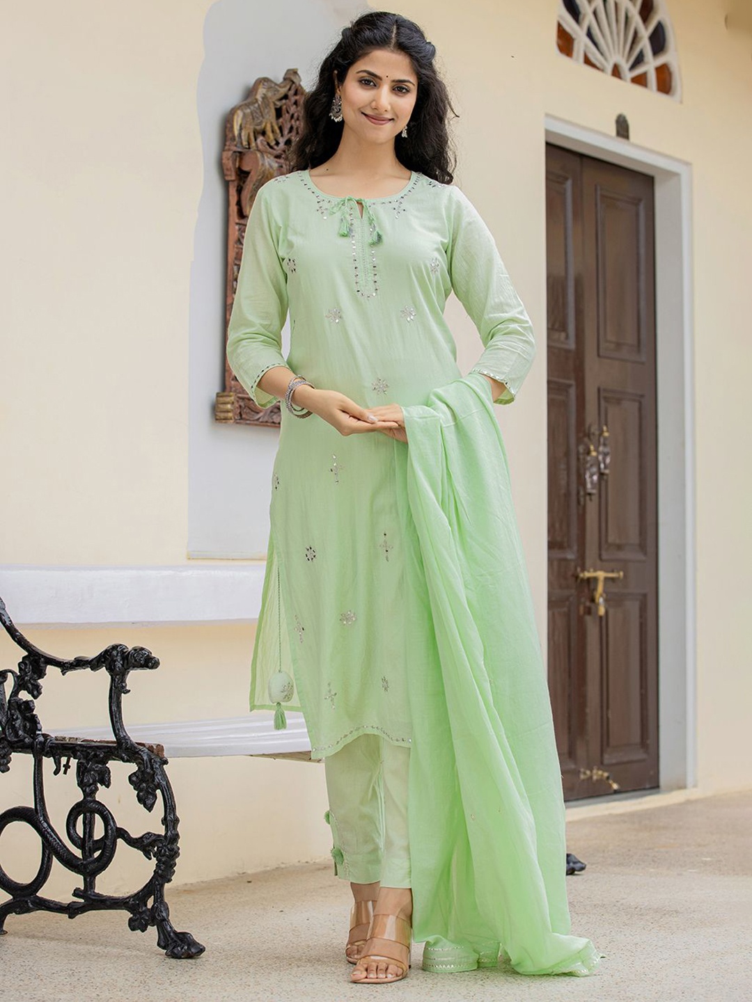 

KAAJH Floral Embellished Mirror Work Pure Cotton Straight Kurta & Trousers With Dupatta, Green