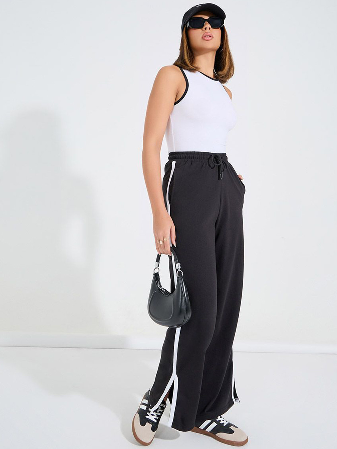 

Styli Women Solid High Waist Joggers with Side Stripes, Black