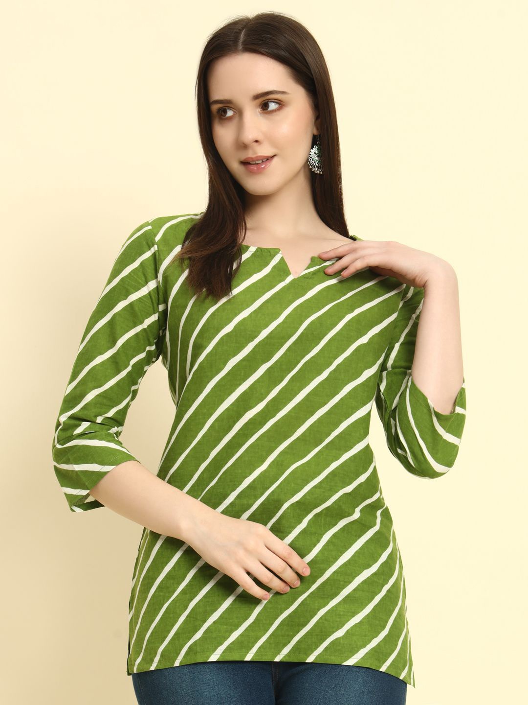 

Mialo fashion Leheriya Printed Pure Cotton Kurti, Green