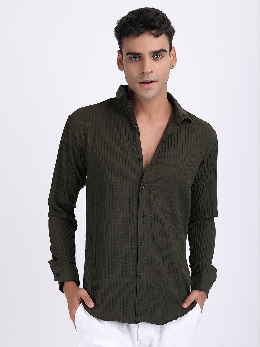 

The Roy Men Comfort Slim Fit Opaque Checked Casual Shirt, Green