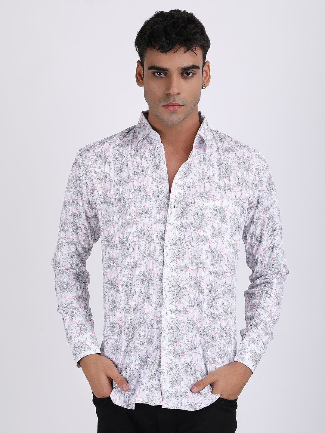 

The Roy Men Comfort Slim Fit Floral Opaque Printed Casual Shirt, White
