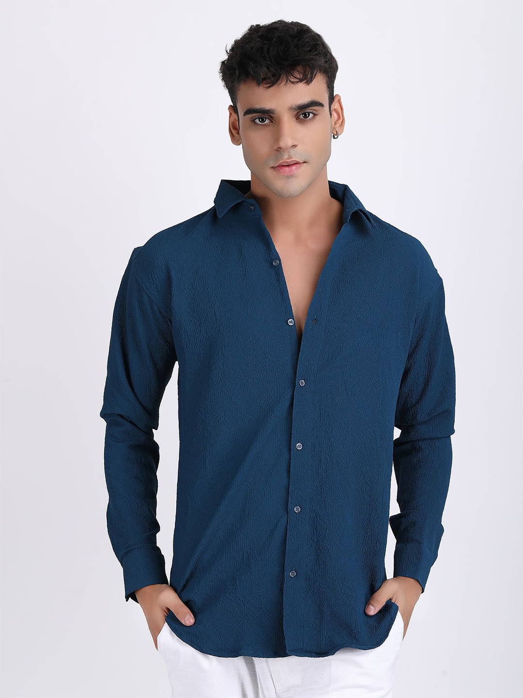 

The Roy Men Comfort Slim Fit Opaque Casual Shirt, Blue