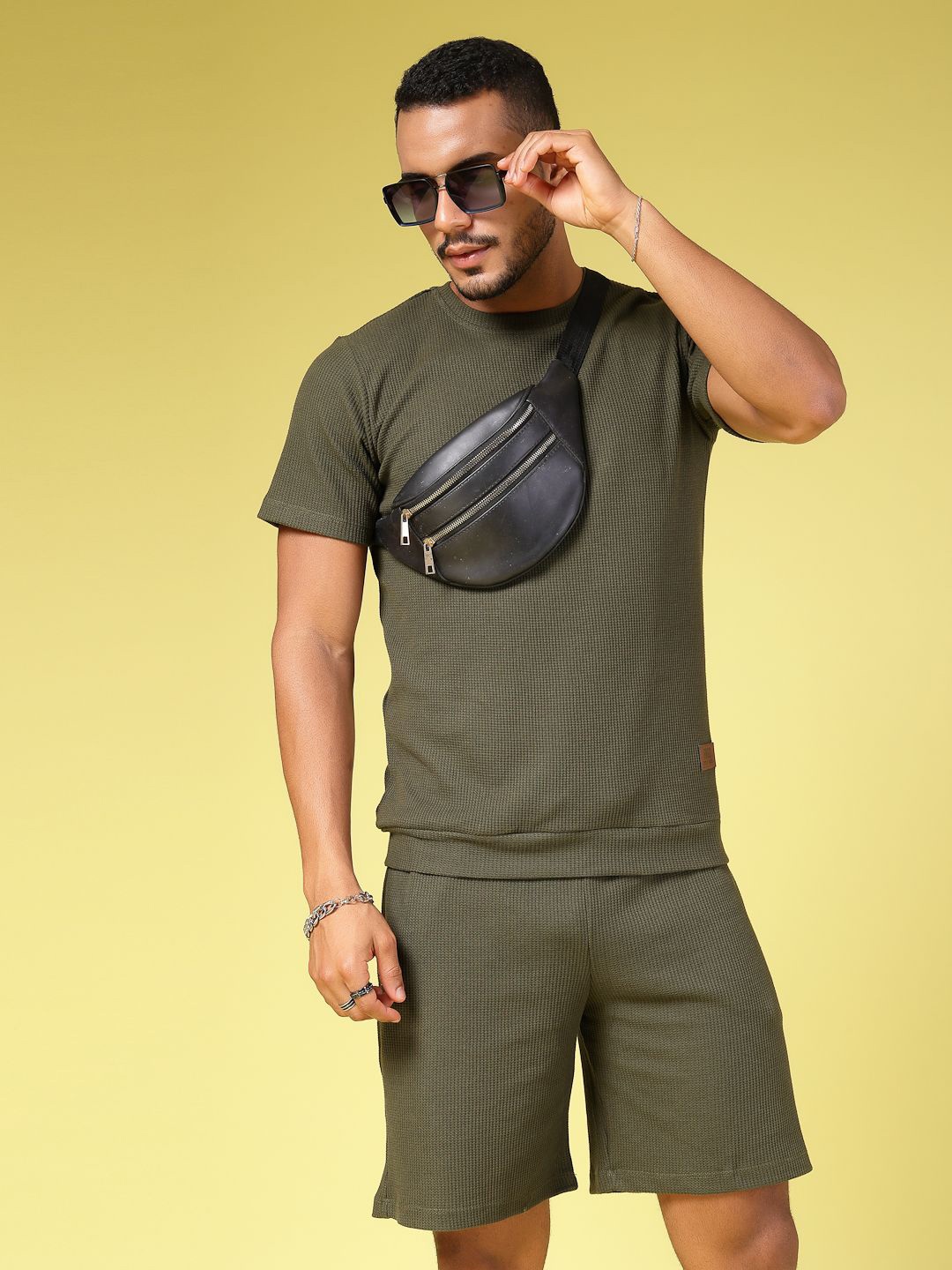 

Rigo Self Design Round Neck Pure Cotton T-Shirt & Shorts, Olive