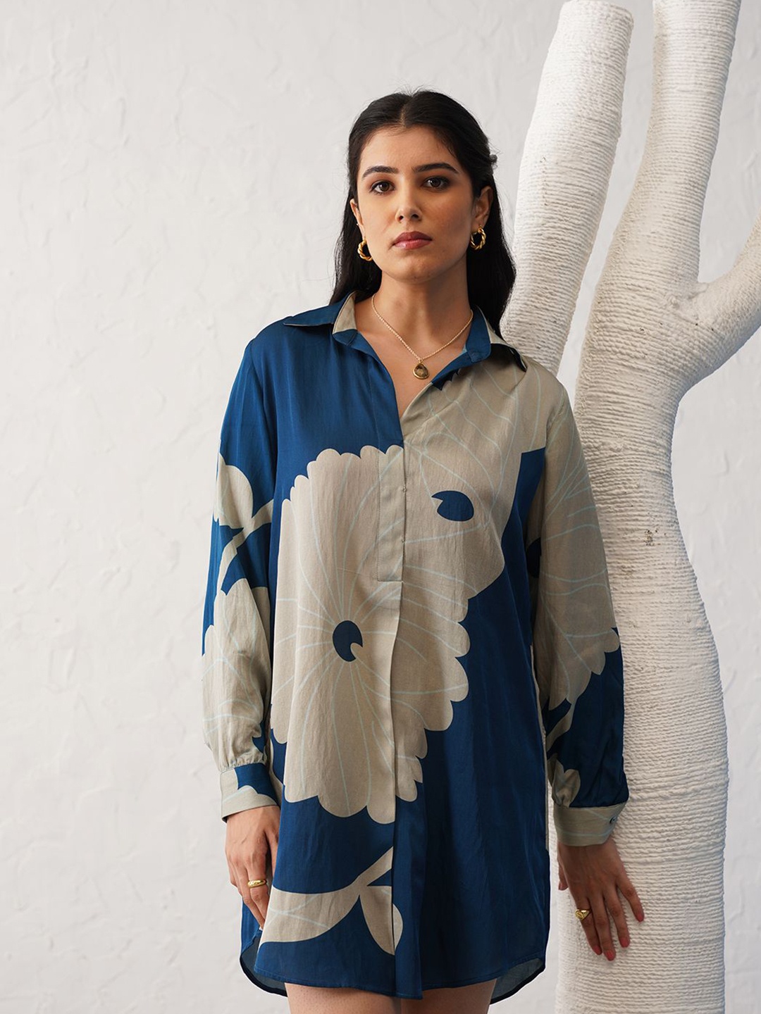 

SEVENDC Floral Printed Shirt Collar Cuffed Sleeves Satin Shirt Dress, Navy blue